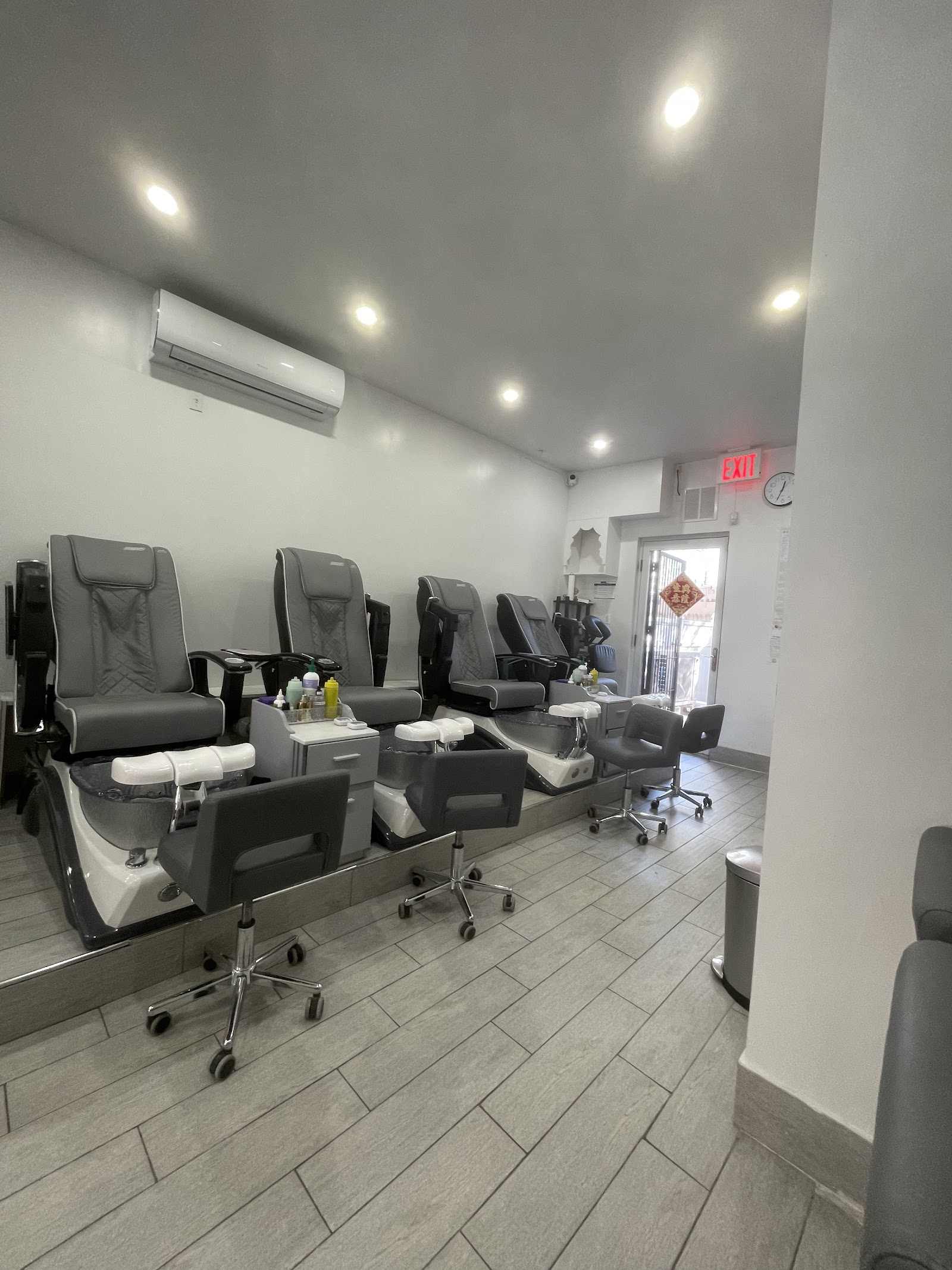 La Bella Nail Salon nail photo 8